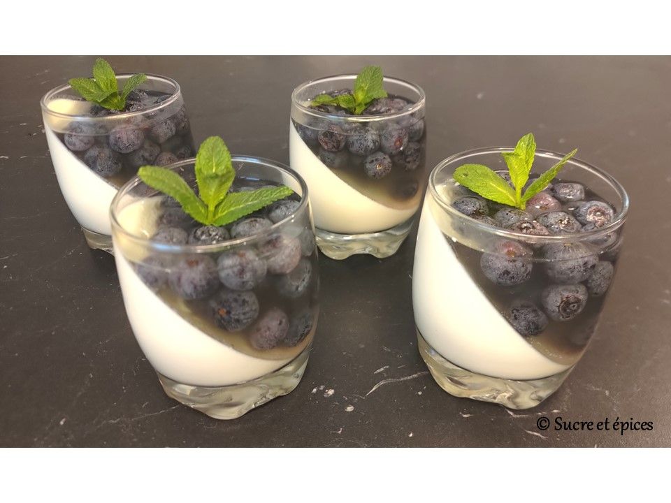Panna cotta with blueberries – Video recipe