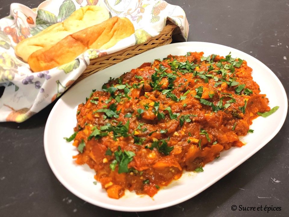 Zaalouk – Moroccan eggplant and pepper caviar – Video recipe
