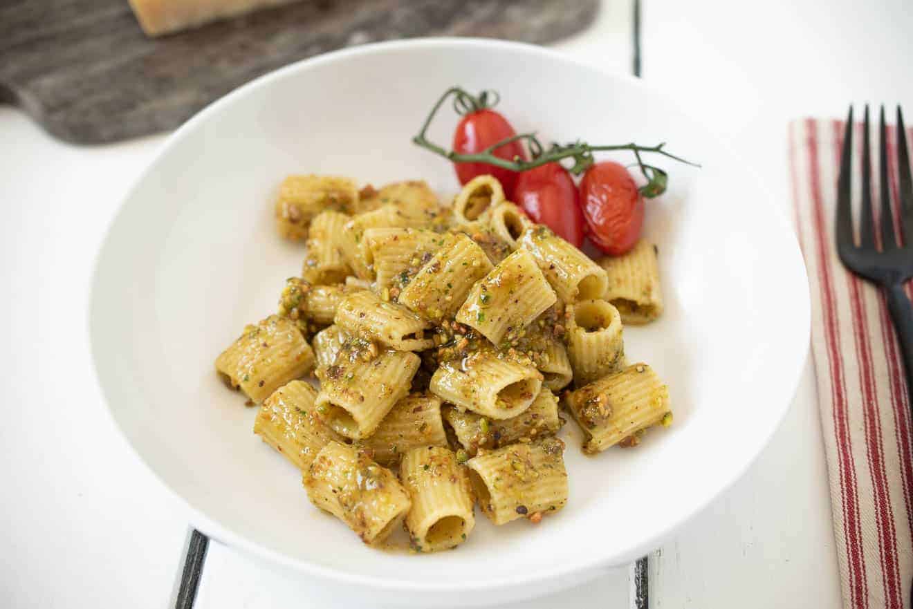 Pasta with pistachio pesto and culinary ginger