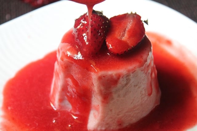 Strawberry panna cotta recipe